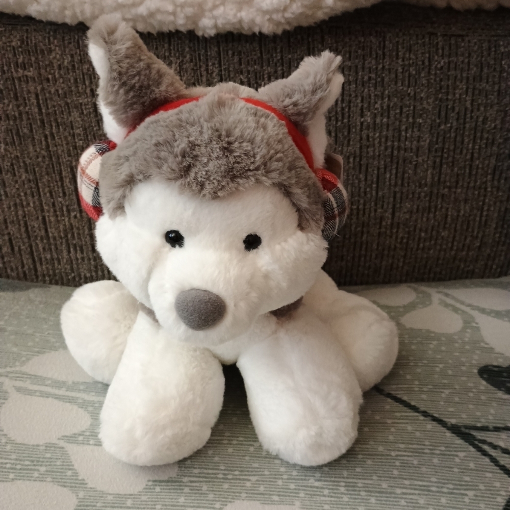 Aurora - Winterfield Way Husky 10 Inch  Plushie